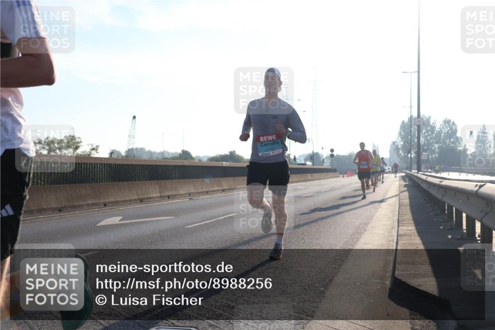 03.10.2025 - Köhlbrandbrückenlauf Luisa Fischer http://msf.ph/oto/8988256 03.10.2025 10:11:14 Position 3 1174 meine-sportfotos.de