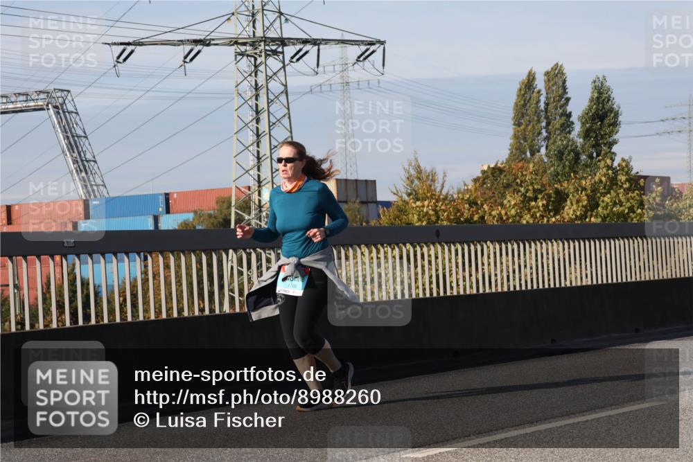 03.10.2025 - Köhlbrandbrückenlauf Luisa Fischer http://msf.ph/oto/8988260 03.10.2025 11:23:57 Position 3 780, 7, 80, 1766 meine-sportfotos.de