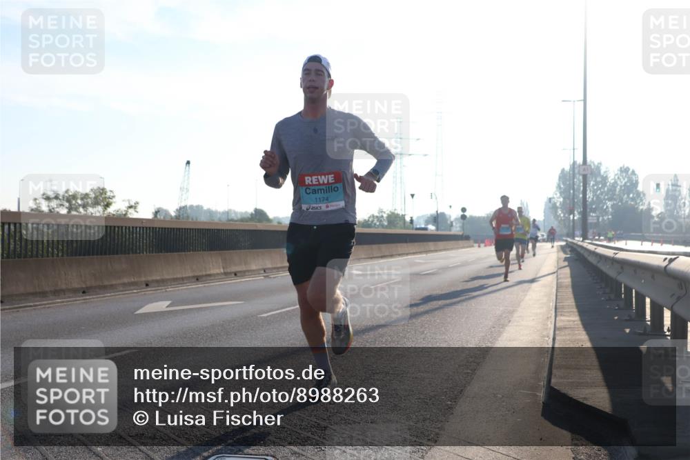 03.10.2025 - Köhlbrandbrückenlauf Luisa Fischer http://msf.ph/oto/8988263 03.10.2025 10:11:15 Position 3 1174 meine-sportfotos.de