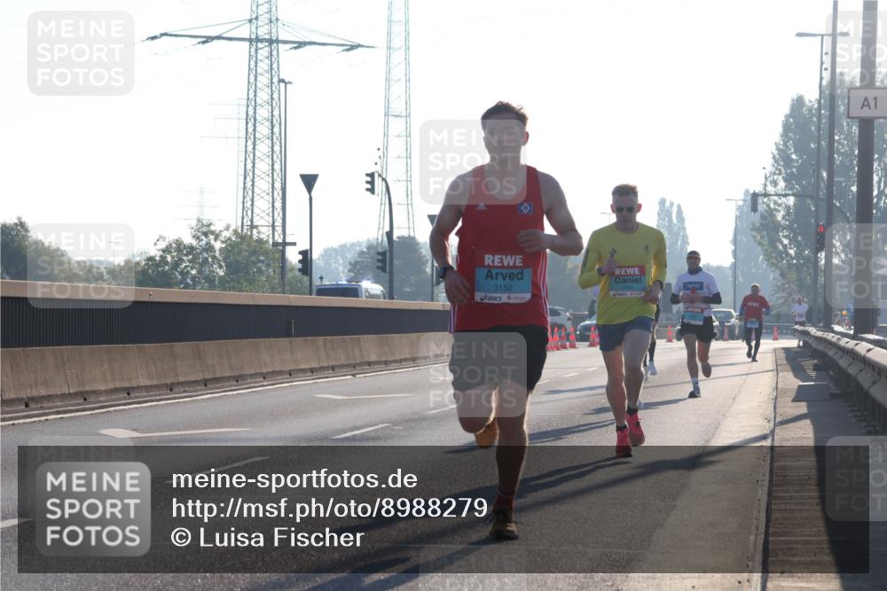 03.10.2025 - Köhlbrandbrückenlauf Luisa Fischer http://msf.ph/oto/8988279 03.10.2025 10:11:16 Position 3 3152, 1044, 1 meine-sportfotos.de