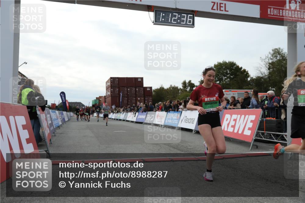 03.10.2025 - Köhlbrandbrückenlauf Yannick Fuchs http://msf.ph/oto/8988287 03.10.2025 16:12:34 Ziel 7203, 7502, 8957, 8960, 8979, 8982, 9300, 9420, 9706 meine-sportfotos.de