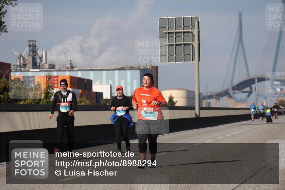 03.10.2025 - Köhlbrandbrückenlauf Luisa Fischer http://msf.ph/oto/8988294 03.10.2025 11:24:08 Position 3 1389 meine-sportfotos.de