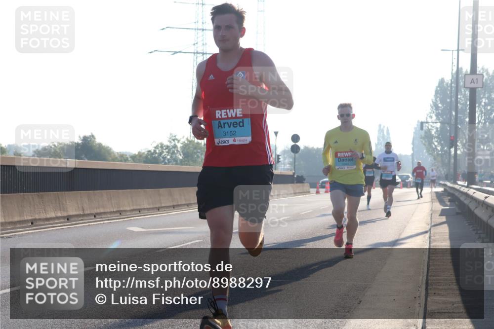 03.10.2025 - Köhlbrandbrückenlauf Luisa Fischer http://msf.ph/oto/8988297 03.10.2025 10:11:17 Position 3 3152, 1044, 1 meine-sportfotos.de