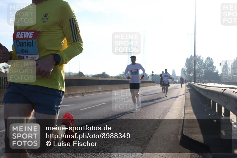 03.10.2025 - Köhlbrandbrückenlauf Luisa Fischer http://msf.ph/oto/8988349 03.10.2025 10:11:20 Position 3 1044 meine-sportfotos.de