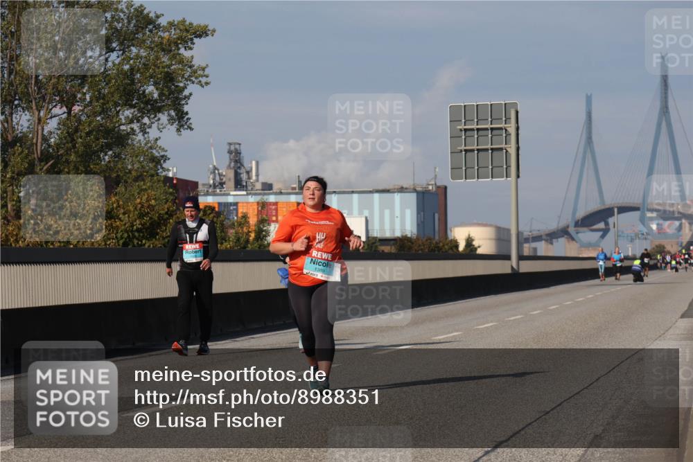03.10.2025 - Köhlbrandbrückenlauf Luisa Fischer http://msf.ph/oto/8988351 03.10.2025 11:24:12 Position 3 1389 meine-sportfotos.de