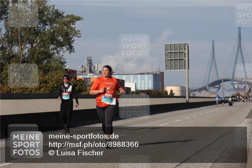 03.10.2025 - Köhlbrandbrückenlauf Luisa Fischer http://msf.ph/oto/8988366 03.10.2025 11:24:12 Position 3 1389 meine-sportfotos.de