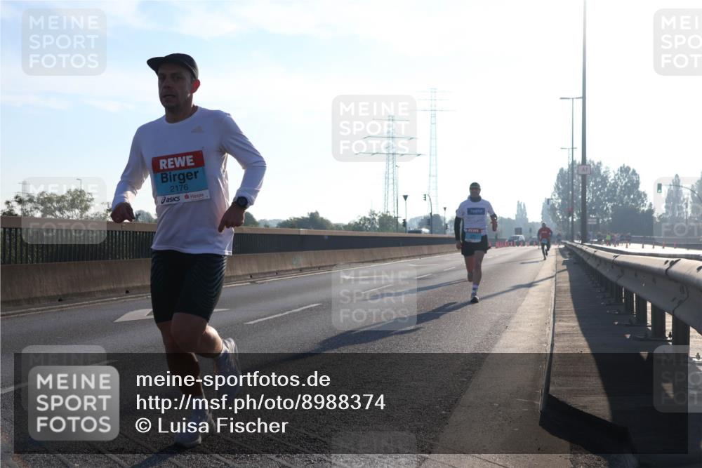 03.10.2025 - Köhlbrandbrückenlauf Luisa Fischer http://msf.ph/oto/8988374 03.10.2025 10:11:22 Position 3 2176 meine-sportfotos.de