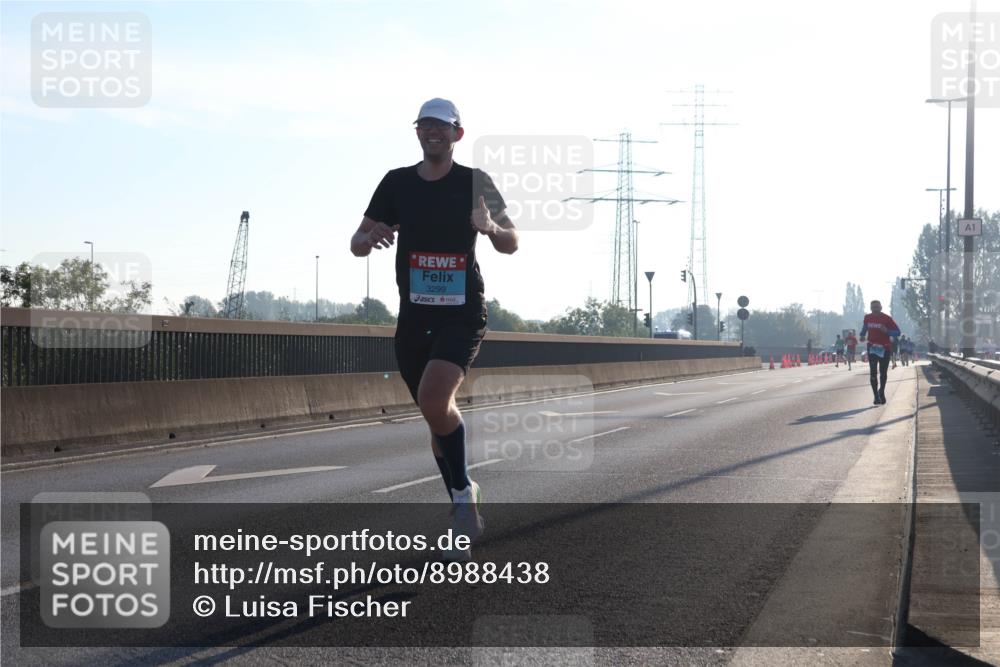 03.10.2025 - Köhlbrandbrückenlauf Luisa Fischer http://msf.ph/oto/8988438 03.10.2025 10:11:25 Position 3 3299 meine-sportfotos.de