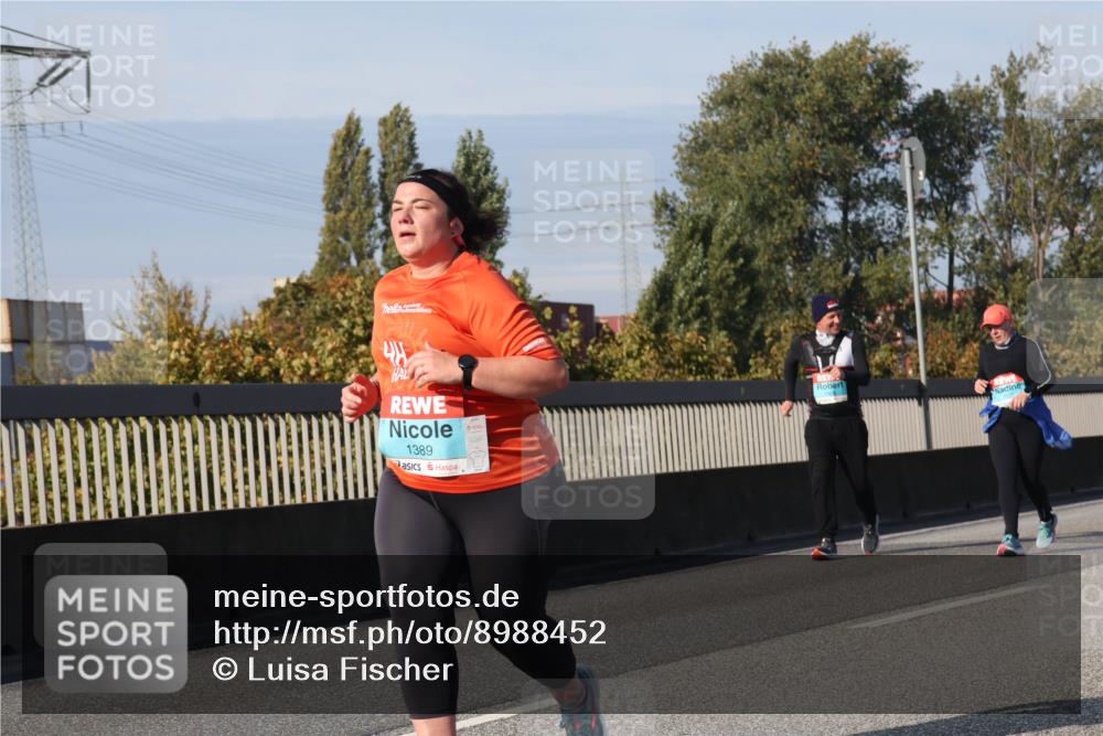 03.10.2025 - Köhlbrandbrückenlauf Luisa Fischer http://msf.ph/oto/8988452 03.10.2025 11:24:18 Position 3 4, 1389 meine-sportfotos.de