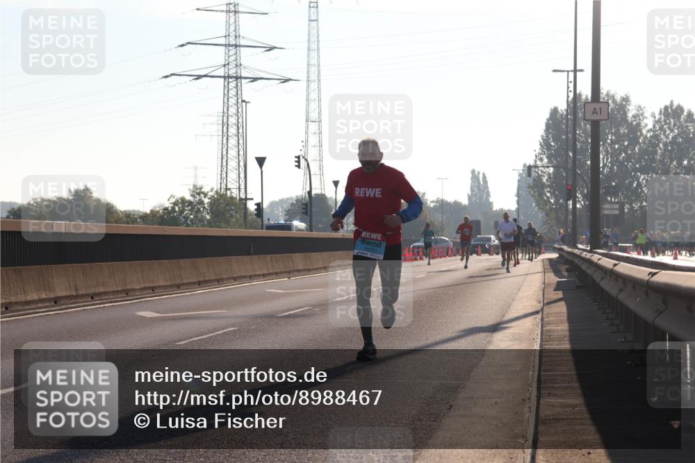 03.10.2025 - Köhlbrandbrückenlauf Luisa Fischer http://msf.ph/oto/8988467 03.10.2025 10:11:28 Position 3 3401, 1 meine-sportfotos.de