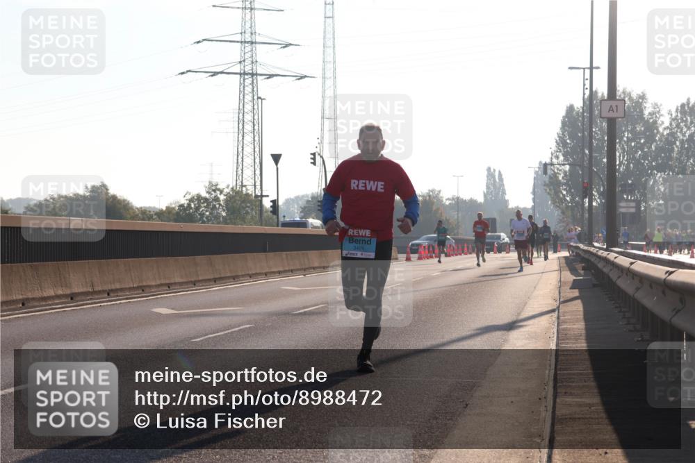 03.10.2025 - Köhlbrandbrückenlauf Luisa Fischer http://msf.ph/oto/8988472 03.10.2025 10:11:29 Position 3 3401, 1 meine-sportfotos.de