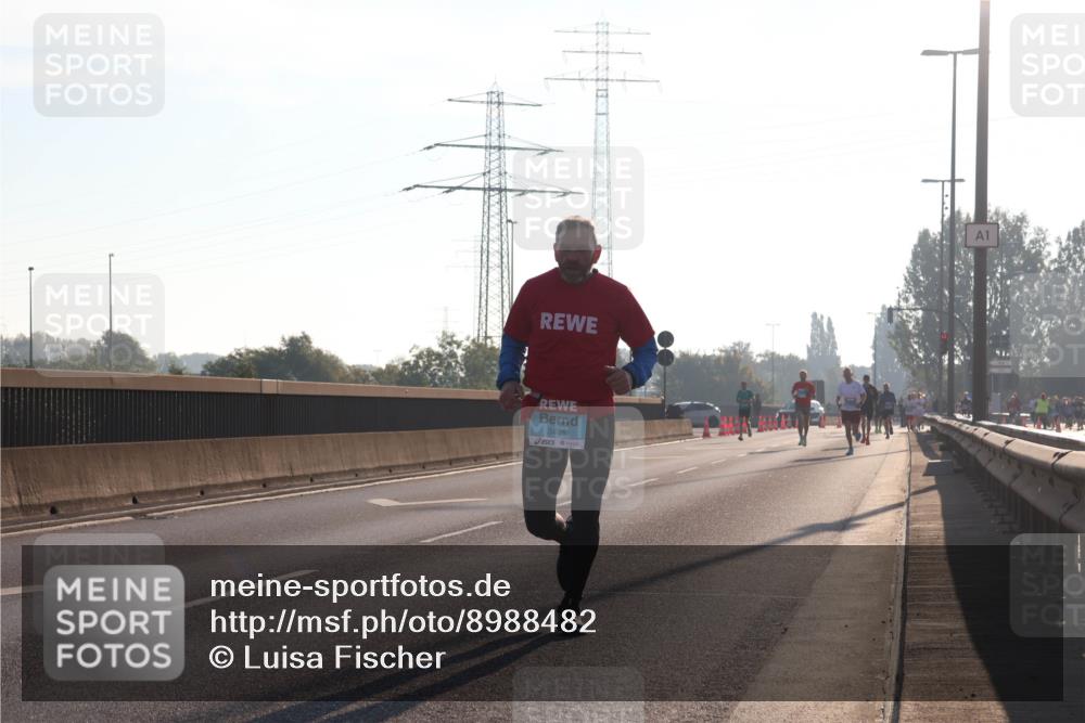 03.10.2025 - Köhlbrandbrückenlauf Luisa Fischer http://msf.ph/oto/8988482 03.10.2025 10:11:29 Position 3 3401, 1 meine-sportfotos.de