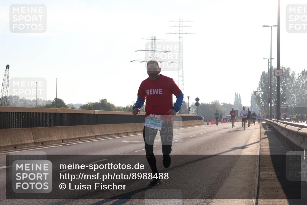 03.10.2025 - Köhlbrandbrückenlauf Luisa Fischer http://msf.ph/oto/8988488 03.10.2025 10:11:30 Position 3 3401, 1 meine-sportfotos.de