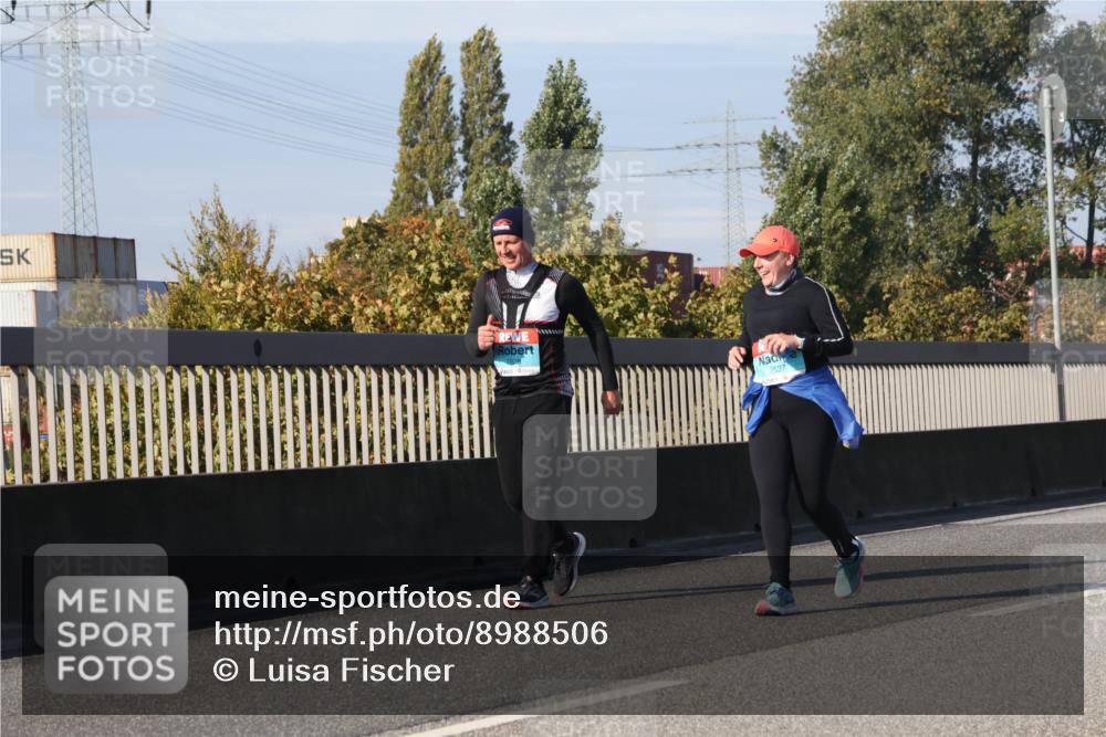 03.10.2025 - Köhlbrandbrückenlauf Luisa Fischer http://msf.ph/oto/8988506 03.10.2025 11:24:21 Position 3 1928, 2507 meine-sportfotos.de