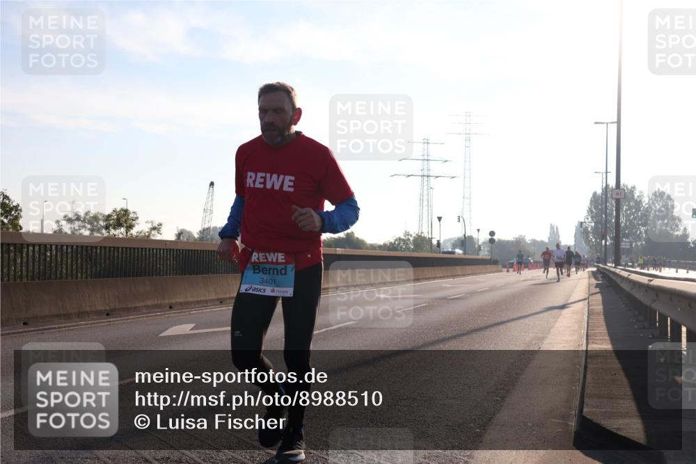 03.10.2025 - Köhlbrandbrückenlauf Luisa Fischer http://msf.ph/oto/8988510 03.10.2025 10:11:31 Position 3 3401 meine-sportfotos.de