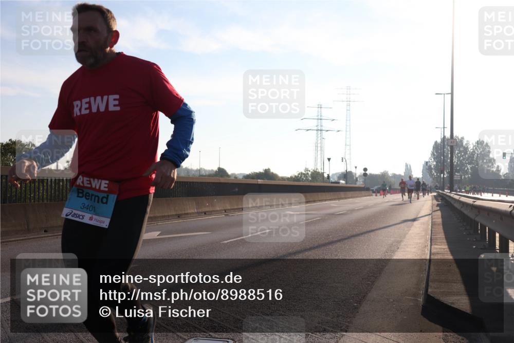 03.10.2025 - Köhlbrandbrückenlauf Luisa Fischer http://msf.ph/oto/8988516 03.10.2025 10:11:31 Position 3 3401 meine-sportfotos.de
