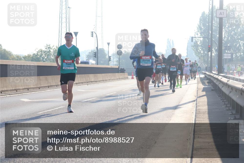 03.10.2025 - Köhlbrandbrückenlauf Luisa Fischer http://msf.ph/oto/8988527 03.10.2025 10:11:44 Position 3 1268, 3350, 1 meine-sportfotos.de