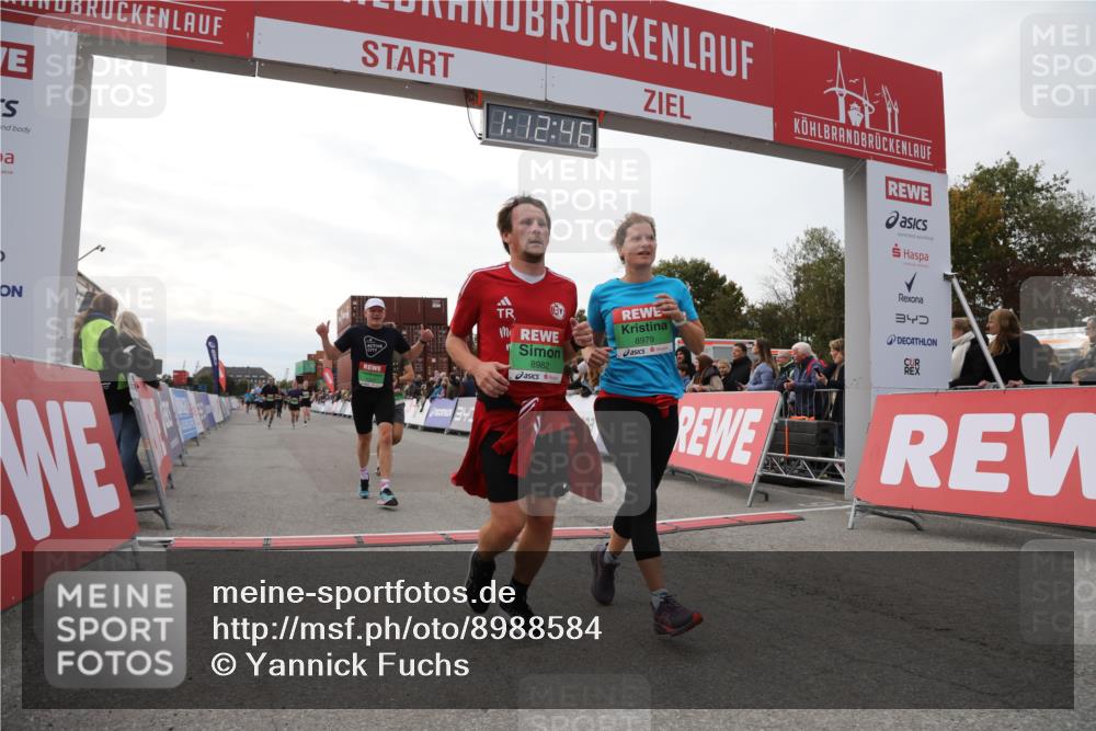 03.10.2025 - Köhlbrandbrückenlauf Yannick Fuchs http://msf.ph/oto/8988584 03.10.2025 16:12:44 Ziel 7358, 7457, 7482, 7653, 8957, 8960, 8979, 8982, 9296, 9300, 9307, 9420 meine-sportfotos.de