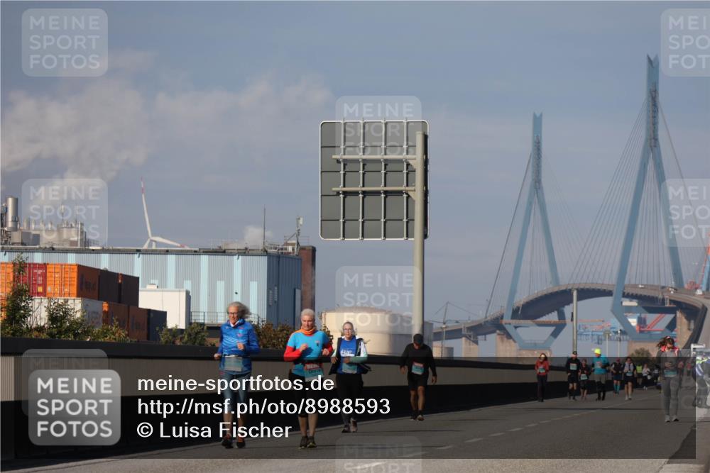 03.10.2025 - Köhlbrandbrückenlauf Luisa Fischer http://msf.ph/oto/8988593 03.10.2025 11:24:53 Position 3  meine-sportfotos.de