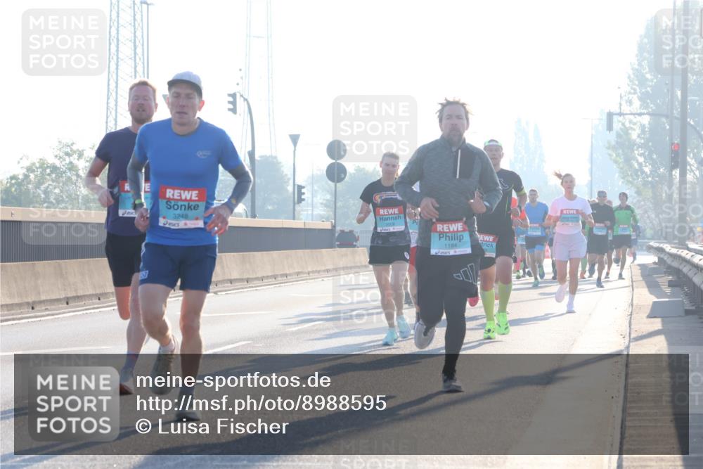 03.10.2025 - Köhlbrandbrückenlauf Luisa Fischer http://msf.ph/oto/8988595 03.10.2025 10:11:47 Position 3 3248, 1184 meine-sportfotos.de