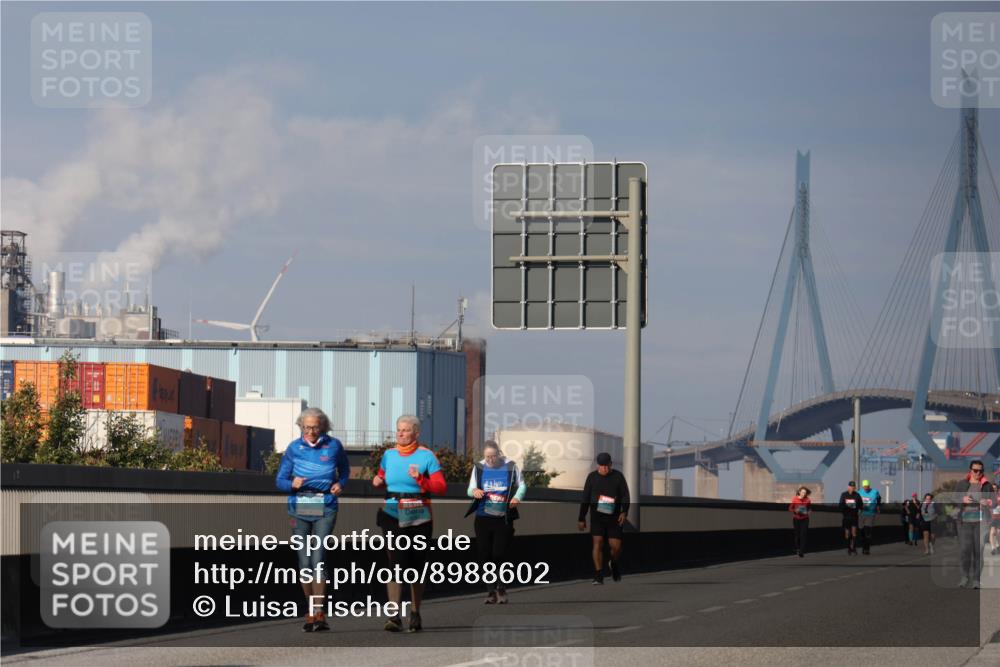 03.10.2025 - Köhlbrandbrückenlauf Luisa Fischer http://msf.ph/oto/8988602 03.10.2025 11:24:56 Position 3  meine-sportfotos.de