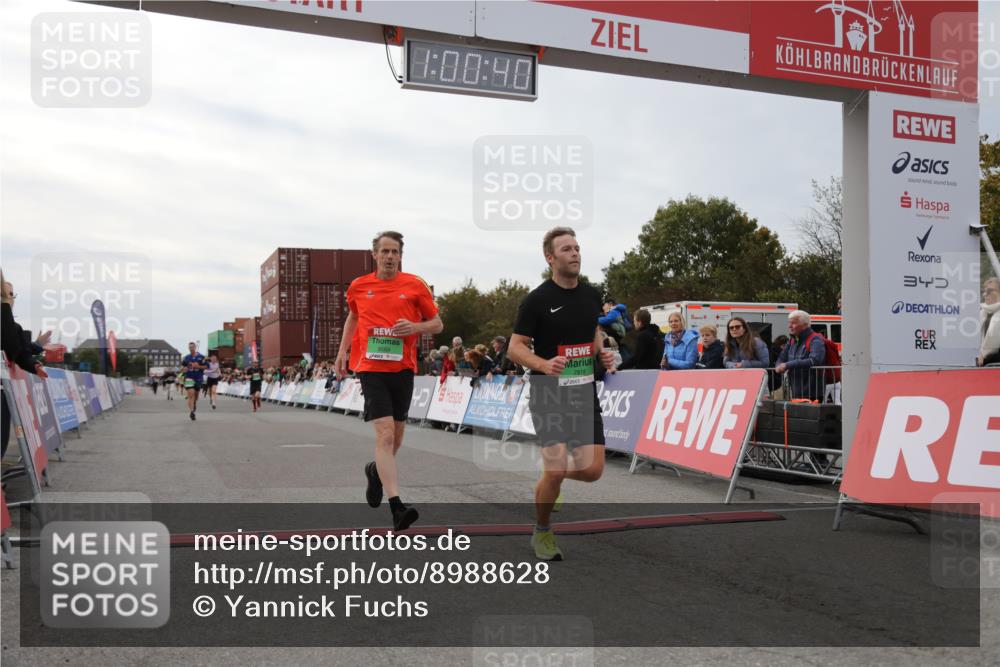 03.10.2025 - Köhlbrandbrückenlauf Yannick Fuchs http://msf.ph/oto/8988628 03.10.2025 16:00:38 Ziel 7189, 7259, 7327, 7818, 8811, 9568 meine-sportfotos.de