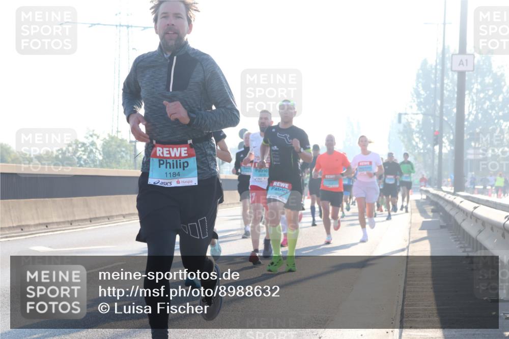 03.10.2025 - Köhlbrandbrückenlauf Luisa Fischer http://msf.ph/oto/8988632 03.10.2025 10:11:50 Position 3 1184, 1 meine-sportfotos.de