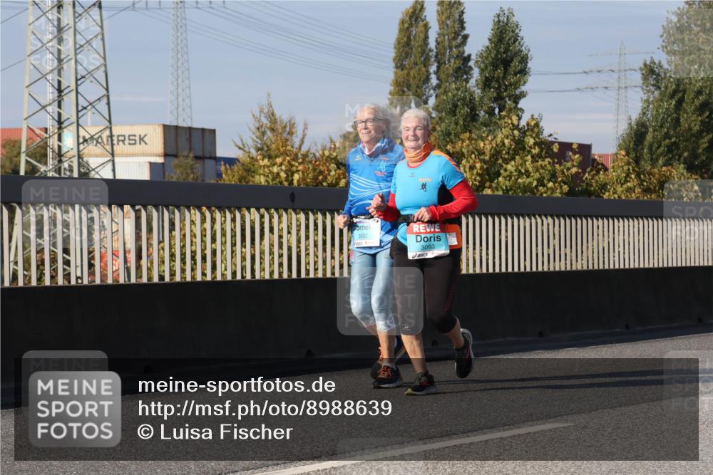 03.10.2025 - Köhlbrandbrückenlauf Luisa Fischer http://msf.ph/oto/8988639 03.10.2025 11:25:12 Position 3 3092, 3093 meine-sportfotos.de