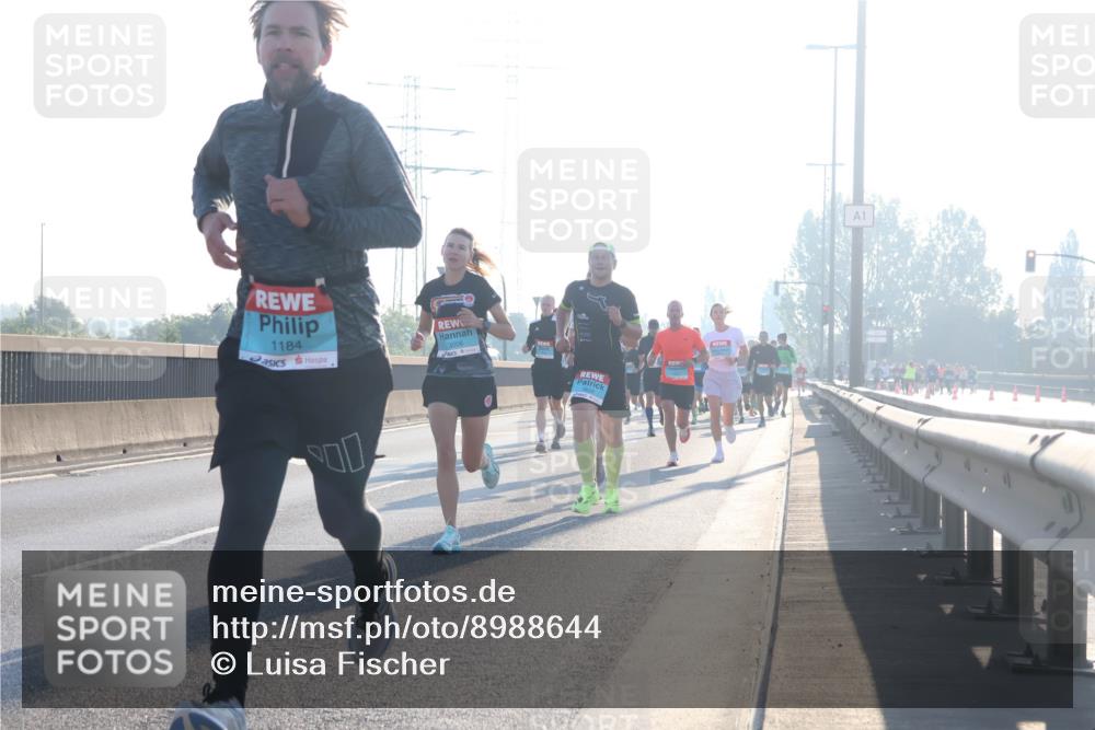 03.10.2025 - Köhlbrandbrückenlauf Luisa Fischer http://msf.ph/oto/8988644 03.10.2025 10:11:50 Position 3 1184, 900, 3008, 1 meine-sportfotos.de