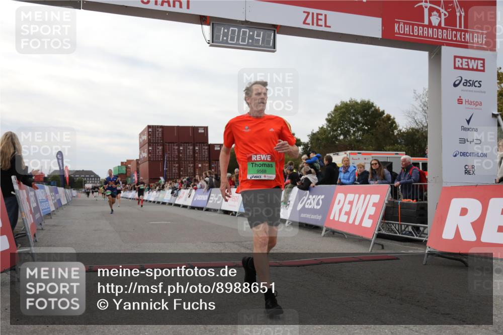 03.10.2025 - Köhlbrandbrückenlauf Yannick Fuchs http://msf.ph/oto/8988651 03.10.2025 16:00:39 Ziel 7189, 7259, 7584, 7600, 7818, 8811, 9568 meine-sportfotos.de