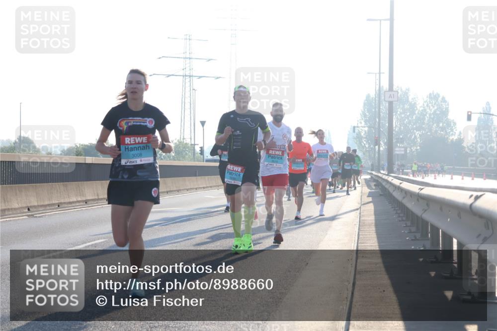 03.10.2025 - Köhlbrandbrückenlauf Luisa Fischer http://msf.ph/oto/8988660 03.10.2025 10:11:51 Position 3 3008, 1 meine-sportfotos.de