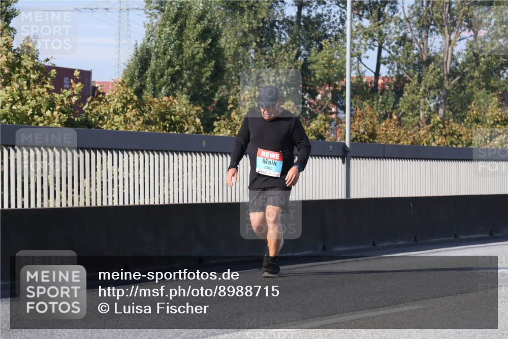 03.10.2025 - Köhlbrandbrückenlauf Luisa Fischer http://msf.ph/oto/8988715 03.10.2025 11:25:25 Position 3 2360 meine-sportfotos.de