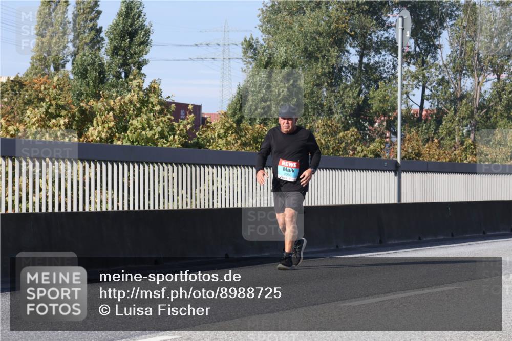 03.10.2025 - Köhlbrandbrückenlauf Luisa Fischer http://msf.ph/oto/8988725 03.10.2025 11:25:25 Position 3 2360 meine-sportfotos.de