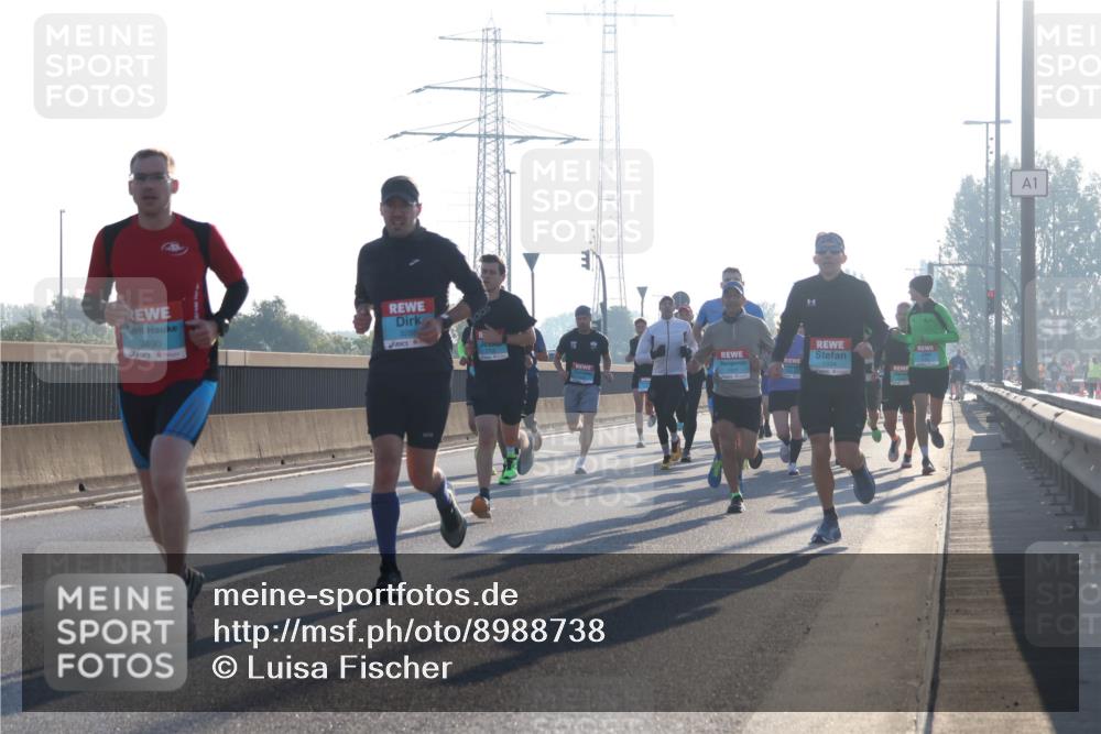 03.10.2025 - Köhlbrandbrückenlauf Luisa Fischer http://msf.ph/oto/8988738 03.10.2025 10:11:56 Position 3 3490, 3288, 1034, 1 meine-sportfotos.de