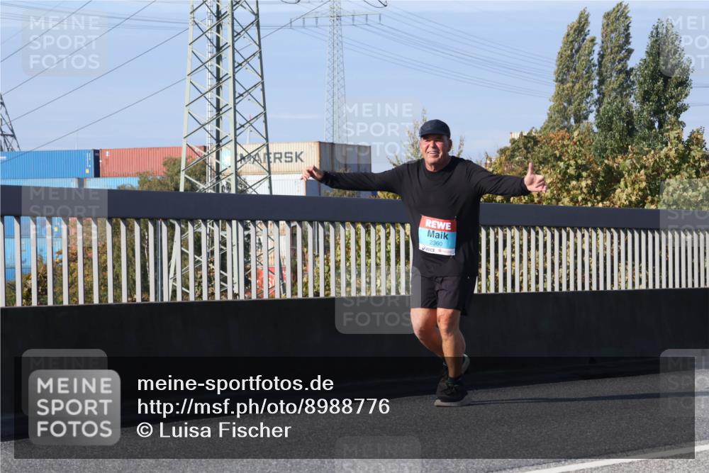 03.10.2025 - Köhlbrandbrückenlauf Luisa Fischer http://msf.ph/oto/8988776 03.10.2025 11:25:28 Position 3 2360 meine-sportfotos.de