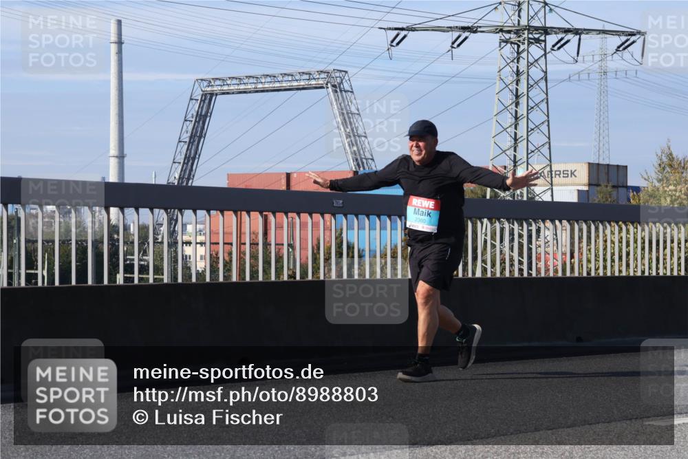 03.10.2025 - Köhlbrandbrückenlauf Luisa Fischer http://msf.ph/oto/8988803 03.10.2025 11:25:30 Position 3 780, 2360 meine-sportfotos.de