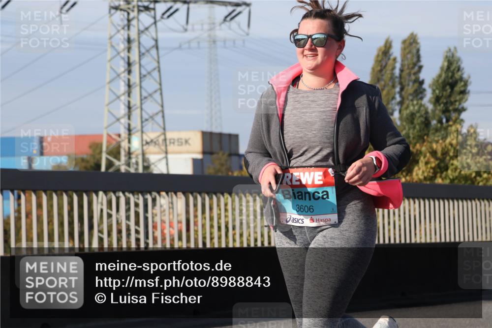 03.10.2025 - Köhlbrandbrückenlauf Luisa Fischer http://msf.ph/oto/8988843 03.10.2025 11:25:40 Position 3 3606 meine-sportfotos.de