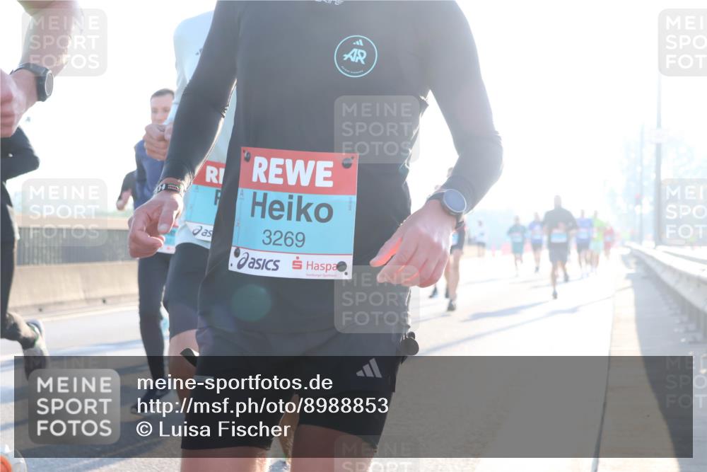 03.10.2025 - Köhlbrandbrückenlauf Luisa Fischer http://msf.ph/oto/8988853 03.10.2025 10:12:03 Position 3 3269 meine-sportfotos.de