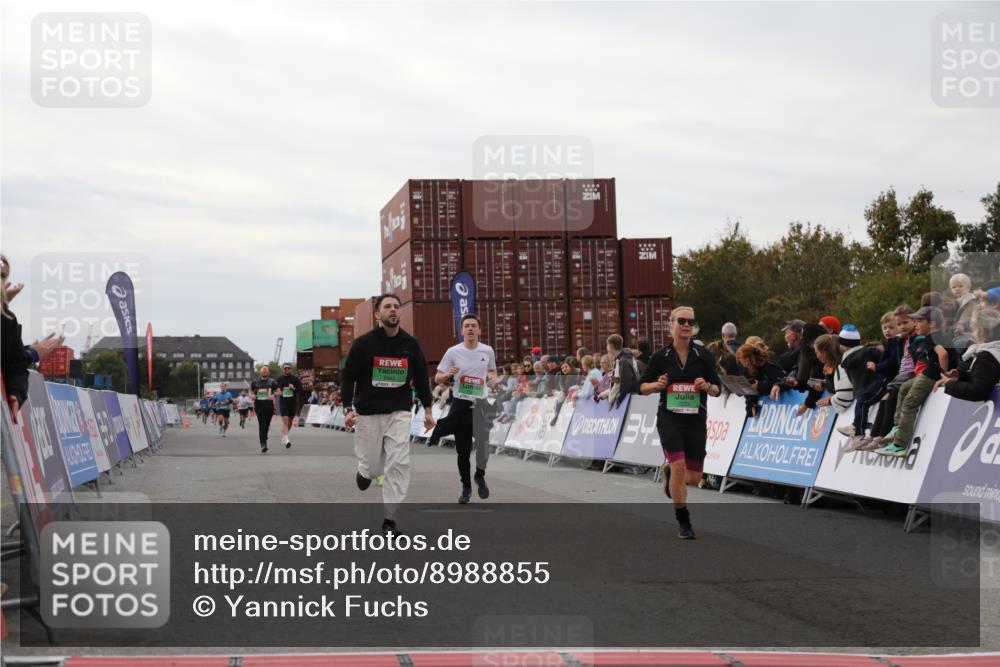 03.10.2025 - Köhlbrandbrückenlauf Yannick Fuchs http://msf.ph/oto/8988855 03.10.2025 16:00:49 Ziel 7223, 7522, 7561, 7584, 7600, 8676, 8883, 8940, 9736 meine-sportfotos.de