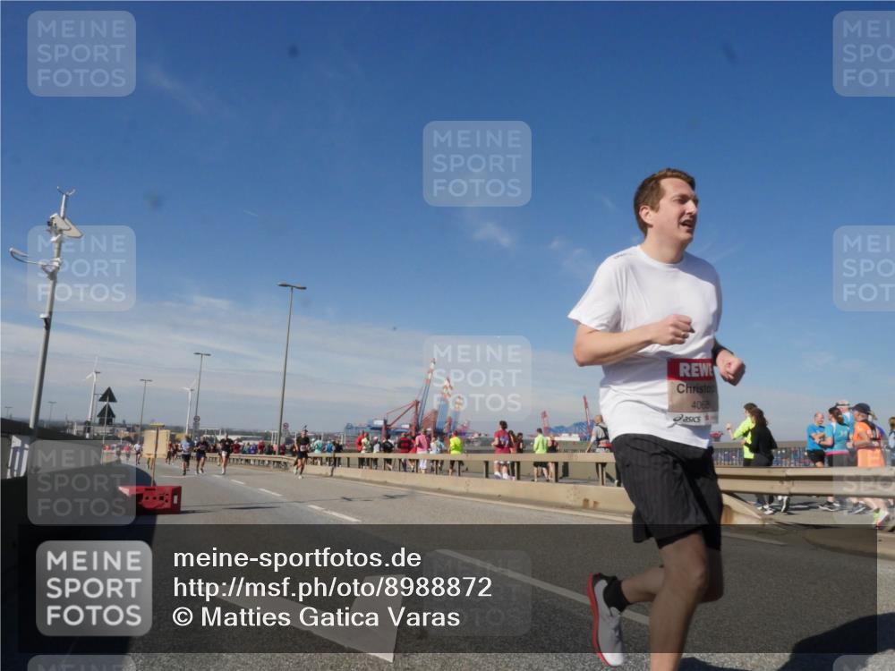 03.10.2025 - Köhlbrandbrückenlauf Matties Gatica Varas http://msf.ph/oto/8988872 03.10.2025 12:35:29 Position 2 4068 meine-sportfotos.de