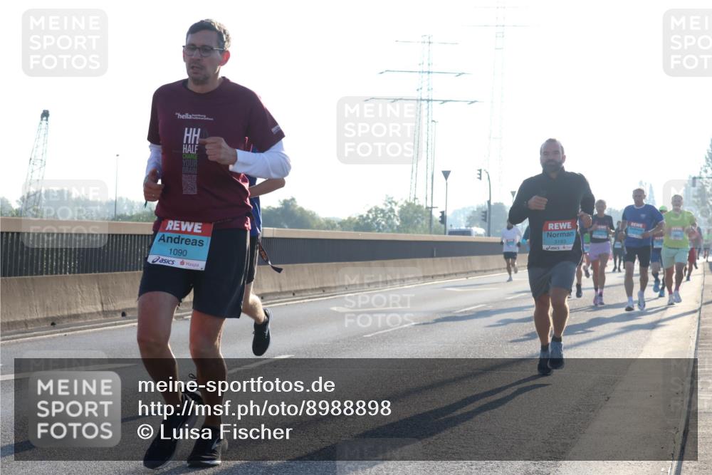 03.10.2025 - Köhlbrandbrückenlauf Luisa Fischer http://msf.ph/oto/8988898 03.10.2025 10:12:06 Position 3 1090, 3193 meine-sportfotos.de