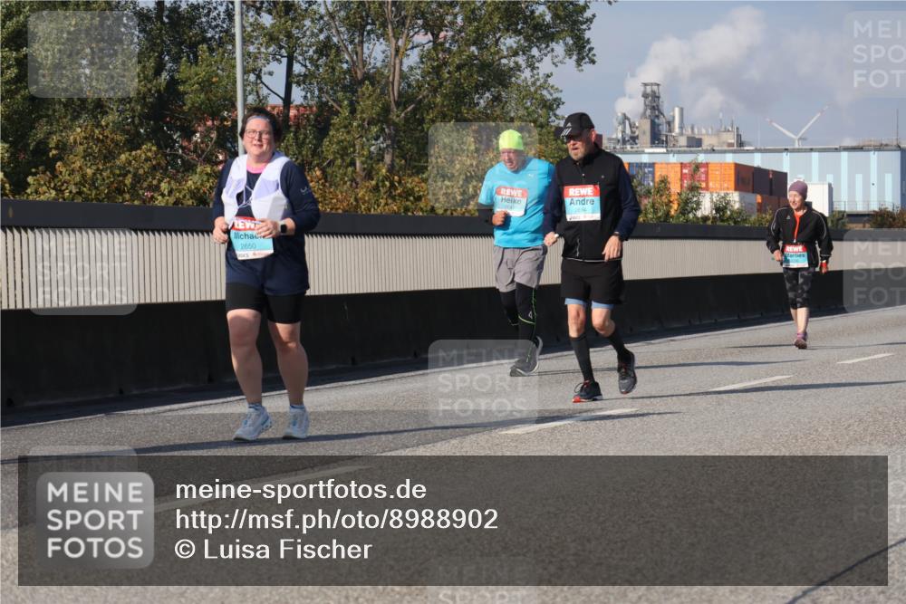 03.10.2025 - Köhlbrandbrückenlauf Luisa Fischer http://msf.ph/oto/8988902 03.10.2025 11:26:05 Position 3 2650 meine-sportfotos.de