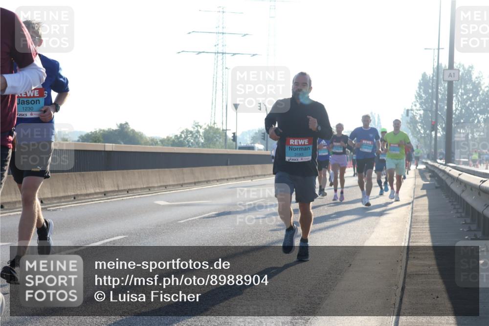 03.10.2025 - Köhlbrandbrückenlauf Luisa Fischer http://msf.ph/oto/8988904 03.10.2025 10:12:06 Position 3 1230, 3193, 1 meine-sportfotos.de