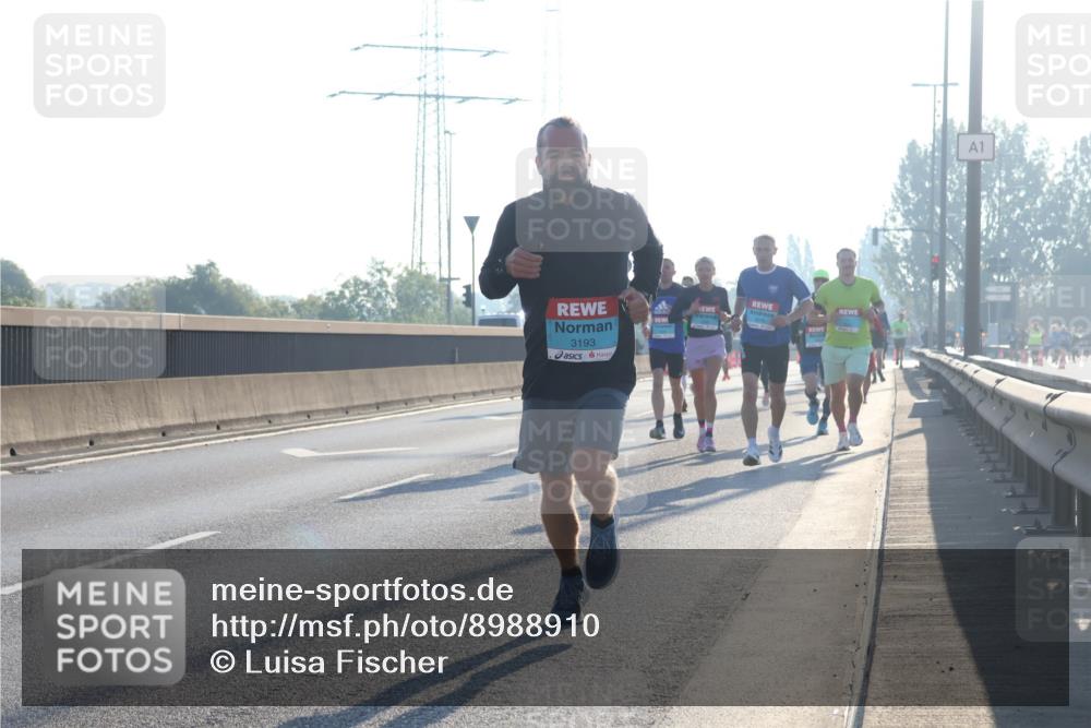 03.10.2025 - Köhlbrandbrückenlauf Luisa Fischer http://msf.ph/oto/8988910 03.10.2025 10:12:06 Position 3 3193, 1 meine-sportfotos.de