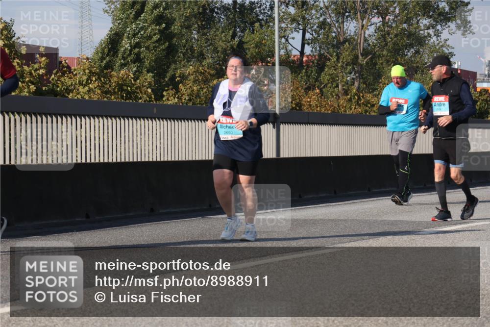 03.10.2025 - Köhlbrandbrückenlauf Luisa Fischer http://msf.ph/oto/8988911 03.10.2025 11:26:06 Position 3 2650, 2664 meine-sportfotos.de