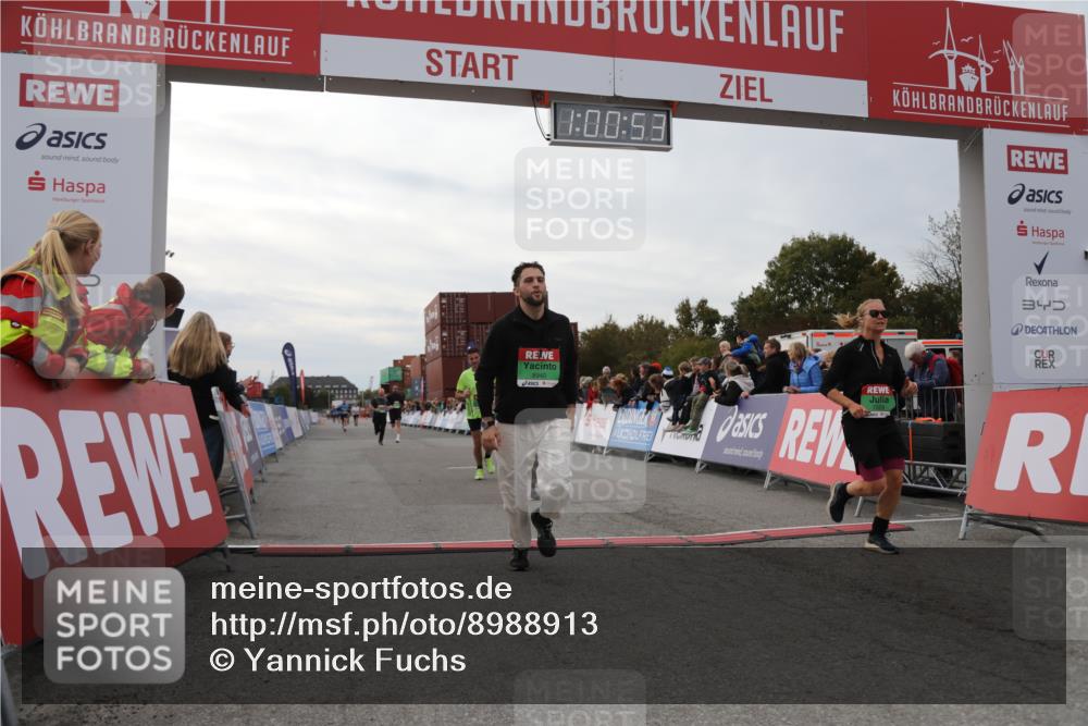 03.10.2025 - Köhlbrandbrückenlauf Yannick Fuchs http://msf.ph/oto/8988913 03.10.2025 16:00:51 Ziel 7223, 7522, 7561, 7584, 7600, 8676, 8883, 8940, 9736 meine-sportfotos.de