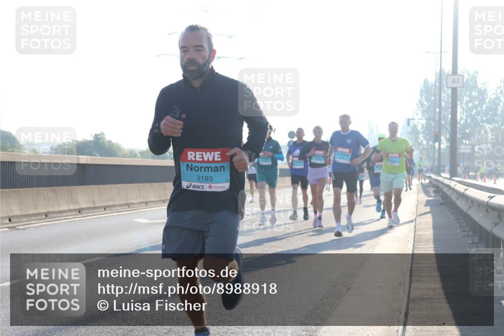 03.10.2025 - Köhlbrandbrückenlauf Luisa Fischer http://msf.ph/oto/8988918 03.10.2025 10:12:07 Position 3 3193, 1 meine-sportfotos.de