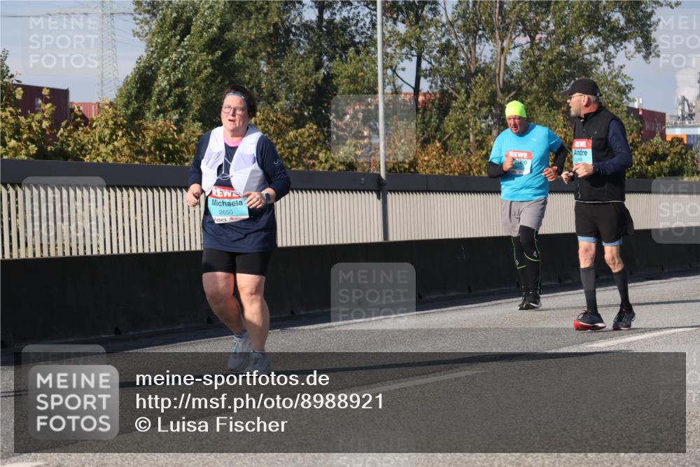 03.10.2025 - Köhlbrandbrückenlauf Luisa Fischer http://msf.ph/oto/8988921 03.10.2025 11:26:06 Position 3 2650 meine-sportfotos.de