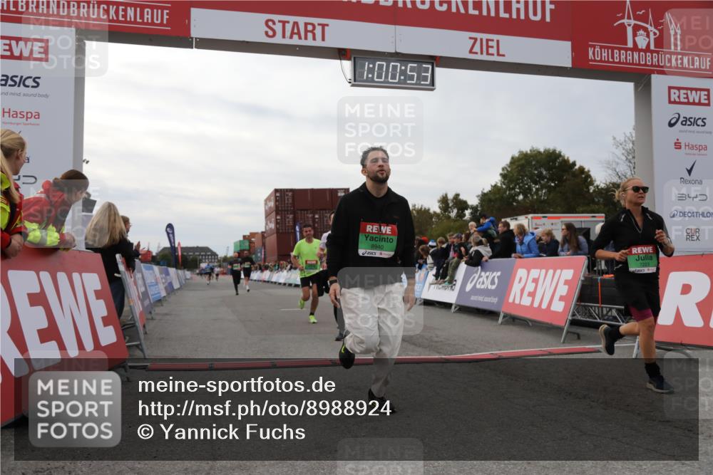 03.10.2025 - Köhlbrandbrückenlauf Yannick Fuchs http://msf.ph/oto/8988924 03.10.2025 16:00:51 Ziel 7223, 7522, 7561, 7584, 7600, 8676, 8883, 8940, 9736 meine-sportfotos.de