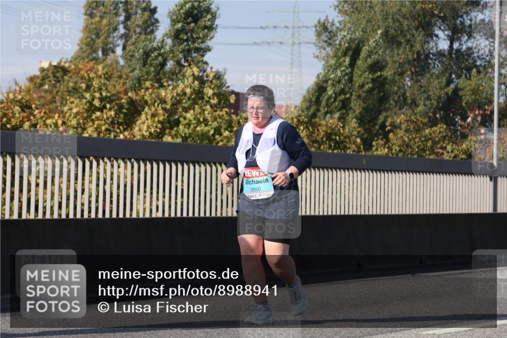 03.10.2025 - Köhlbrandbrückenlauf Luisa Fischer http://msf.ph/oto/8988941 03.10.2025 11:26:07 Position 3 2650 meine-sportfotos.de